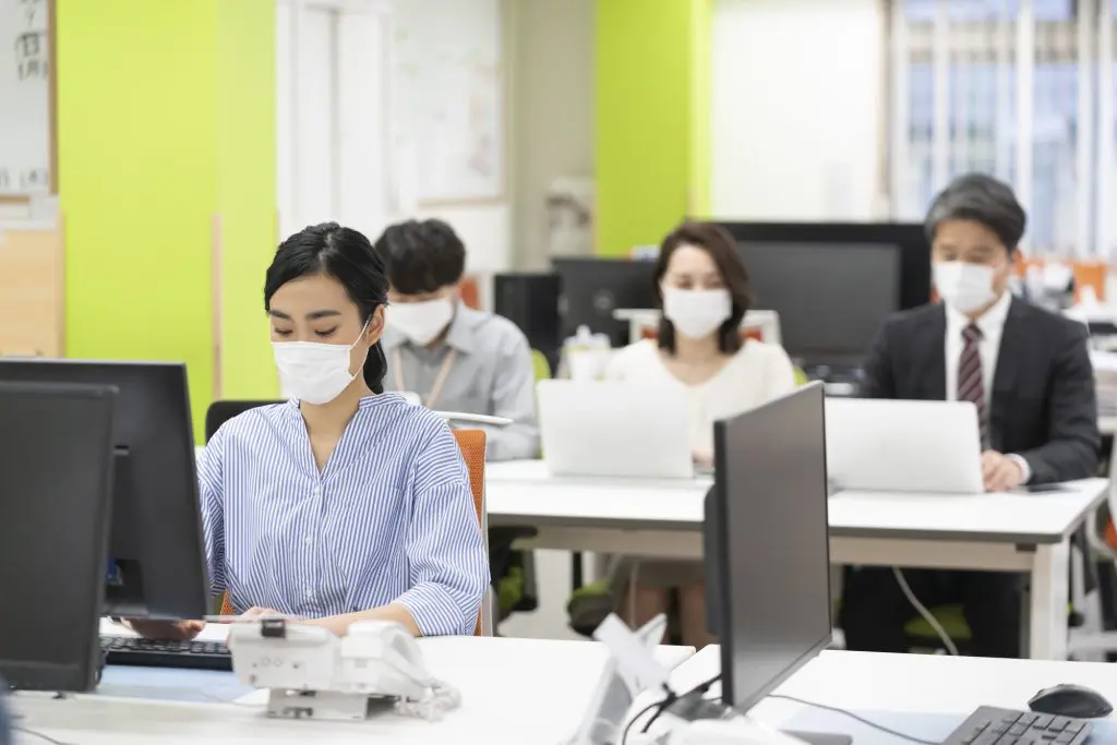 タイムカードの改ざん防止の方法は?違法時の対処法と罪の種類